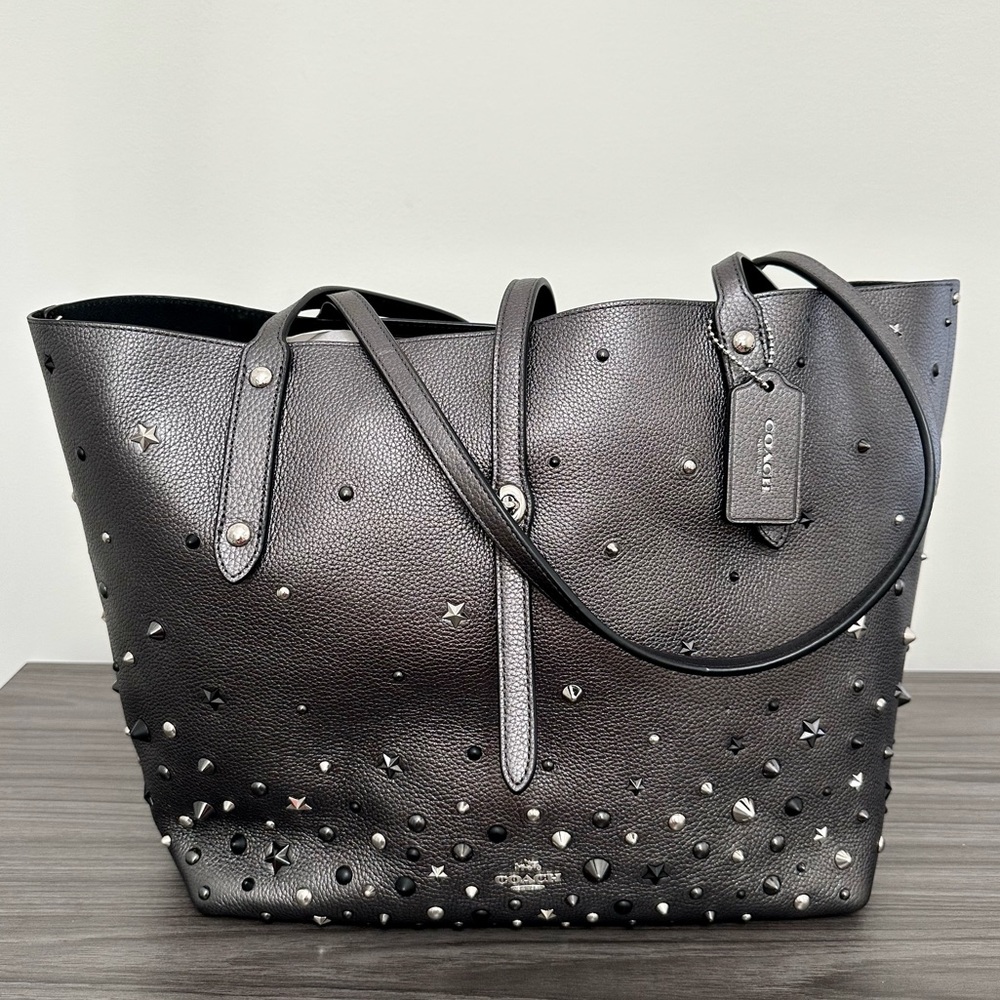 Coach Market Tote Star Rivets